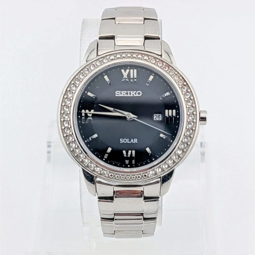 Seiko Recraft Solar V137-0BS0 Swarovski Crystal Bezel Sapphire Black Dial Watch